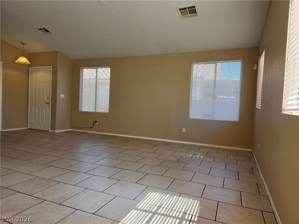 625 Alecandro Daniel Ave - Photo 4 of 13