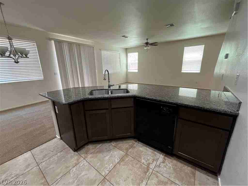 6202 Yankee Spring St - Photo 5 of 18
