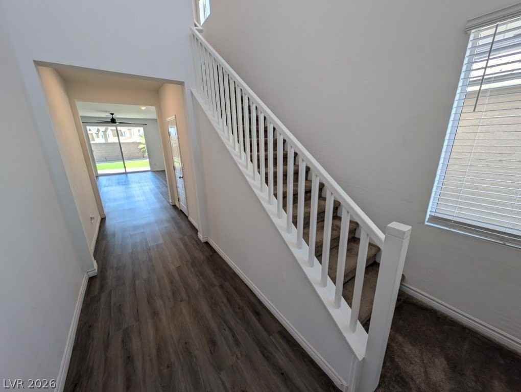 3009 Moulin Heights St - Photo 2 of 28