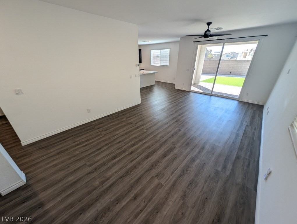 3009 Moulin Heights St - Photo 4 of 28