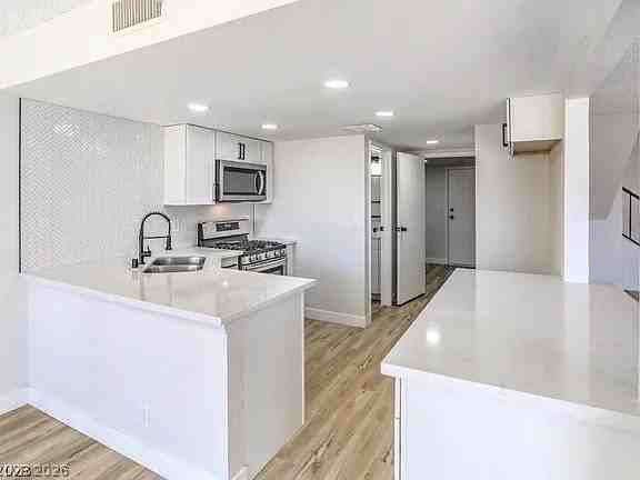 6913 Delorean Cir - Photo 4 of 12