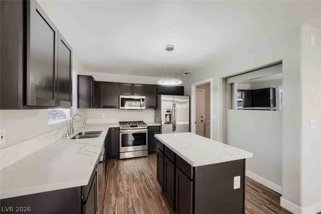 8215 Mt Brodie Cir - Photo 7 of 22