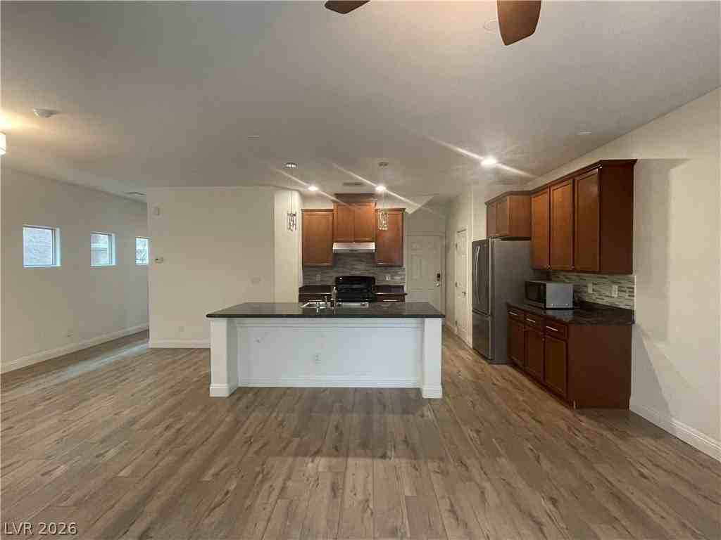 4 Ladasa Ct - Photo 5 of 27