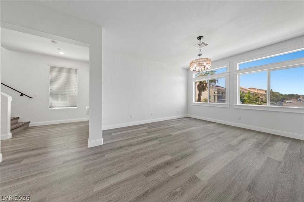 6050 Belvedere Canyon Ave - Photo 7 of 27