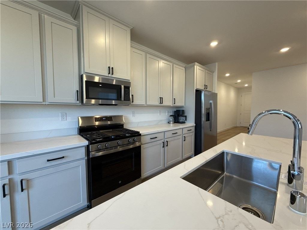 4185 Paragon Crest Ct - Photo 4 of 24
