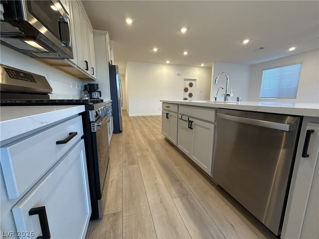 4185 Paragon Crest Ct - Photo 6 of 24