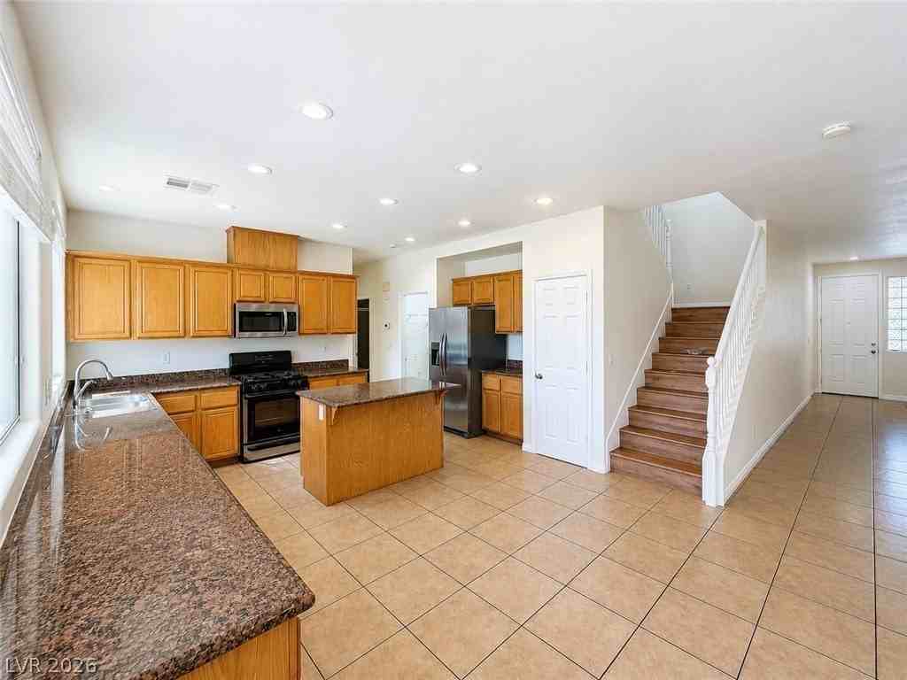 4300 Thunder Twice St - Photo 6 of 33
