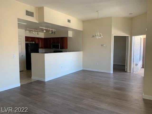 9303 Gilcrease Ave #2202 - Photo 4 of 15
