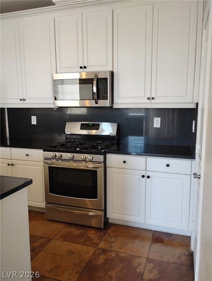 4375 Morgan Manor St #3 - Photo 6 of 13