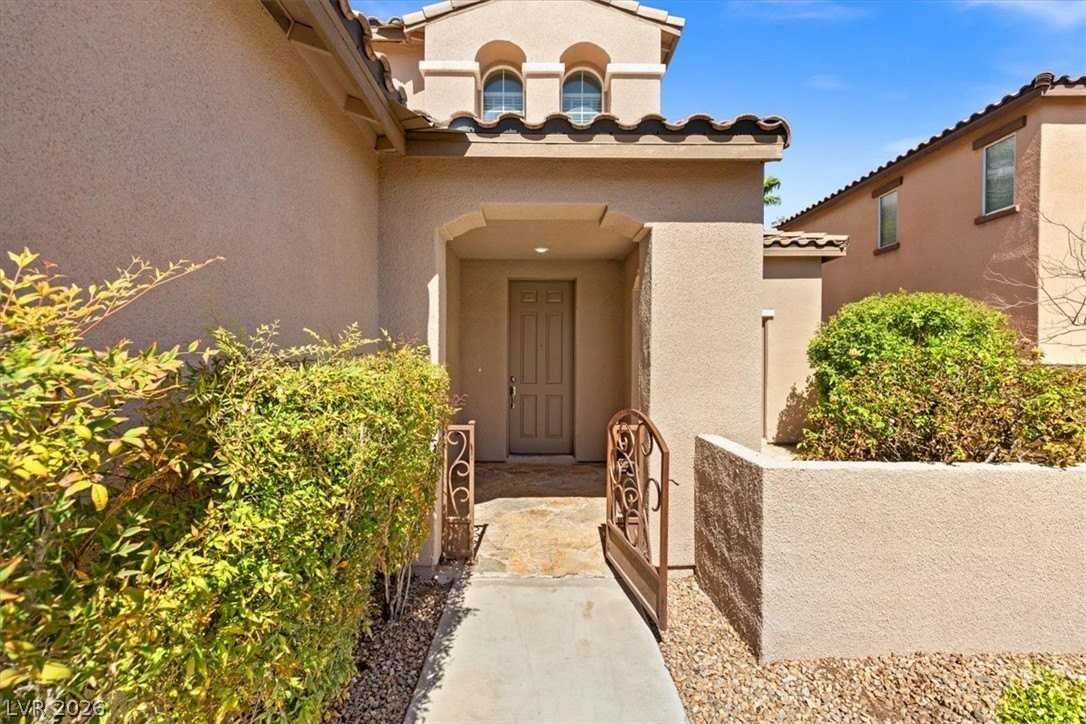 12204 Capilla Real Ave - Photo 3 of 36