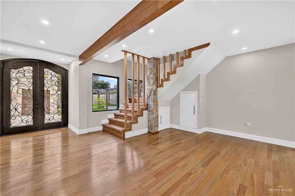 12303 Lakeview Dr #A - Photo 3 of 45