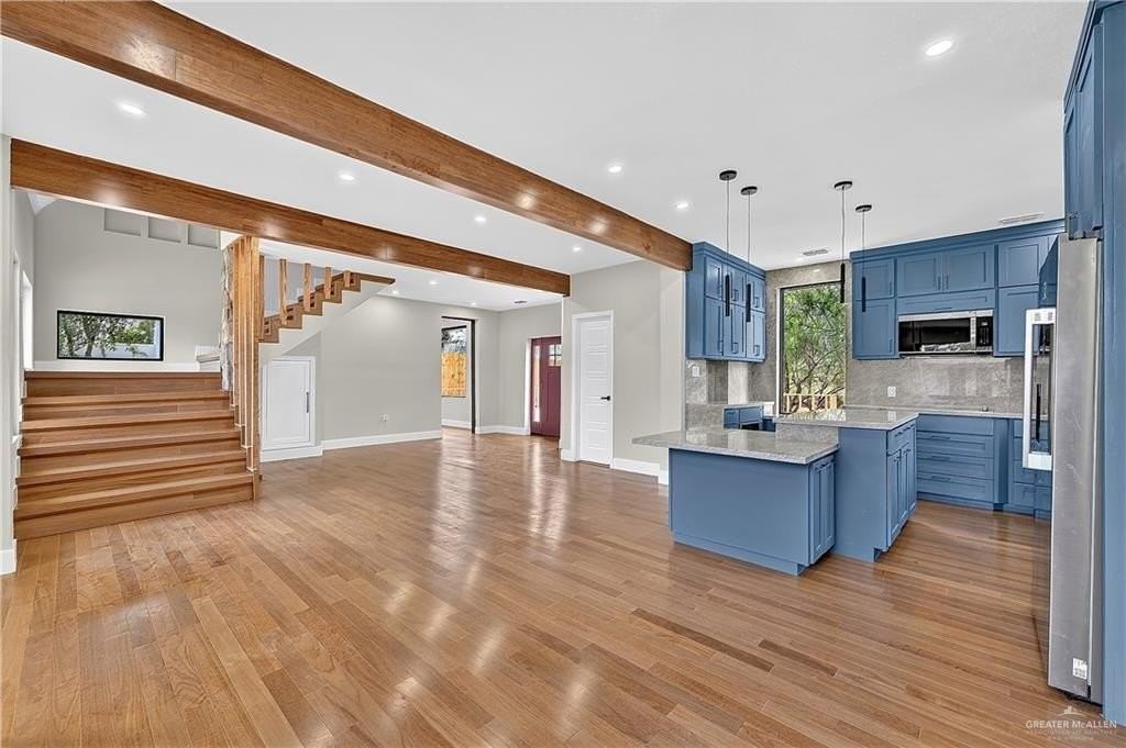 12303 Lakeview Dr #A - Photo 5 of 45