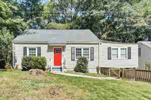 featured image of 2493 Romain Way