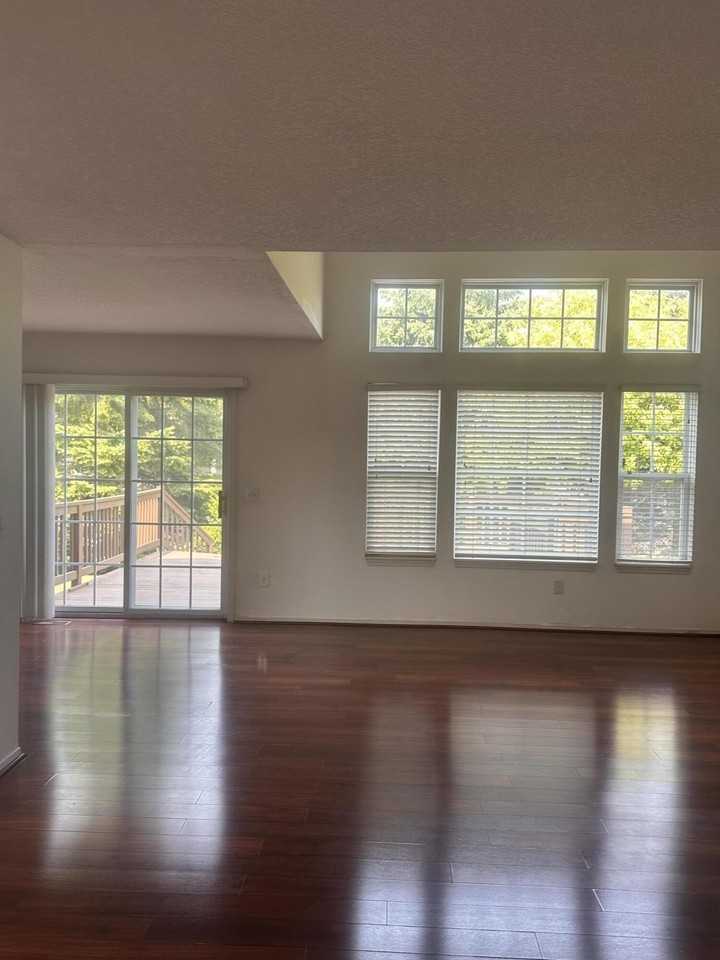 2514 Boulder Ln - Photo 3 of 25