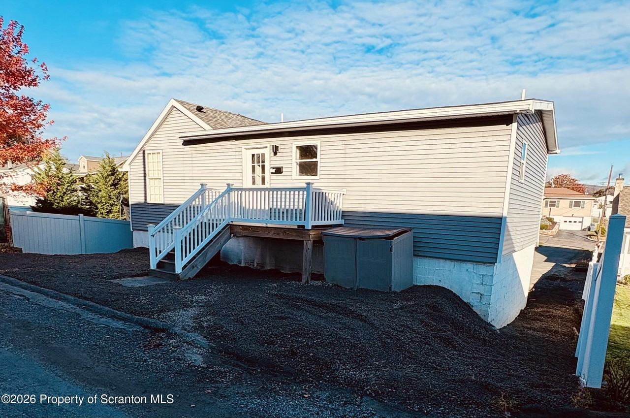 3709 Laurel Ave - Photo 2 of 11