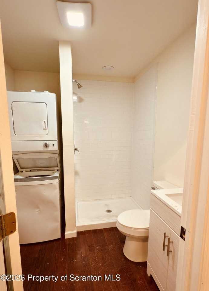 3709 Laurel Ave - Photo 5 of 11