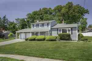 featured image of 31 Harwood Pl