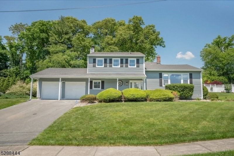 31 Harwood Pl - Photo 2 of 26