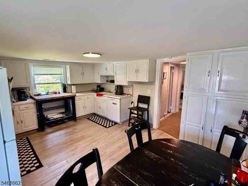 80 North St #2 - Photo 4 of 17