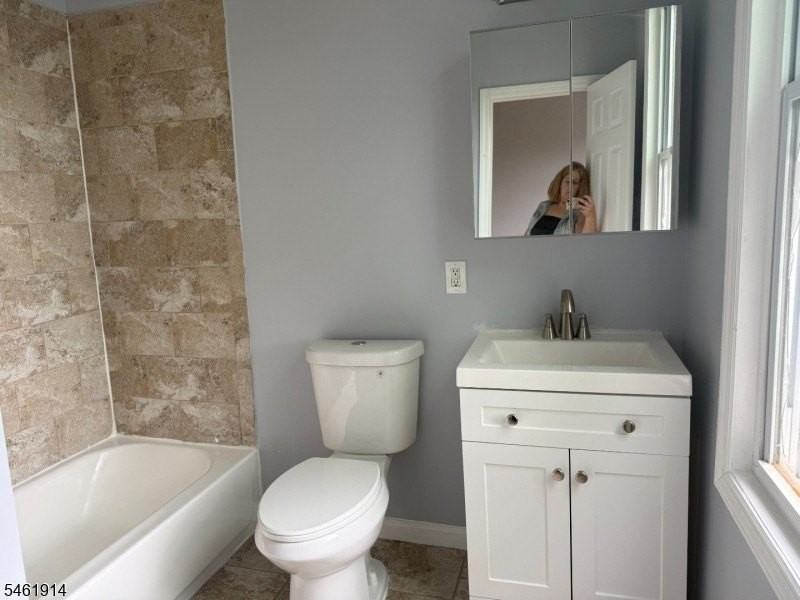 131 Ridgewood Ave #3 - Photo 4 of 16