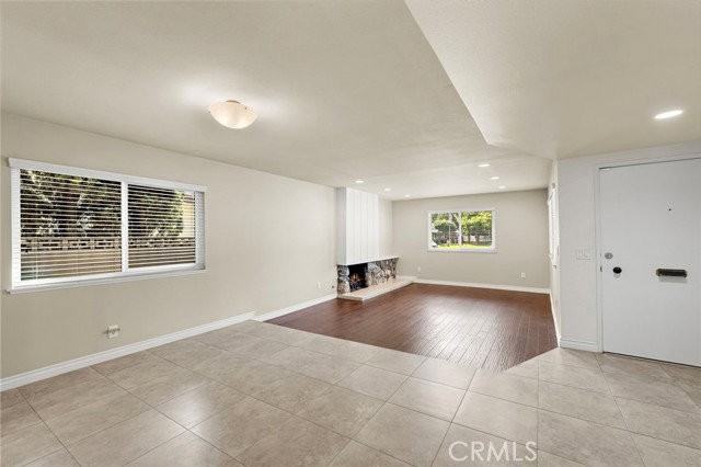 1523 E Baldwin Ave - Photo 3 of 7