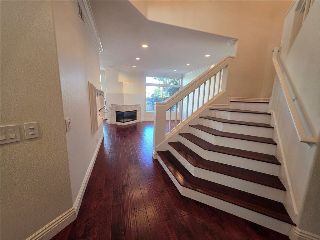 122 Stoney Pt - Photo 4 of 8