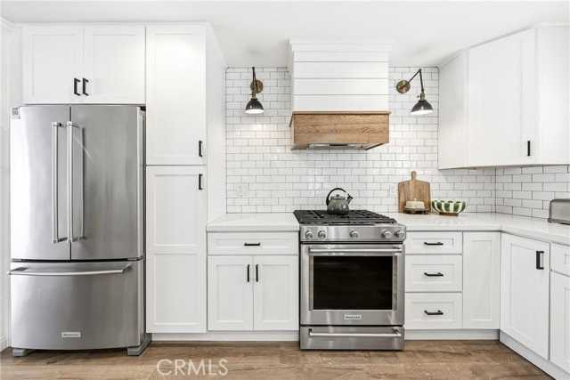 306 Campbell Ln - Photo 2 of 8