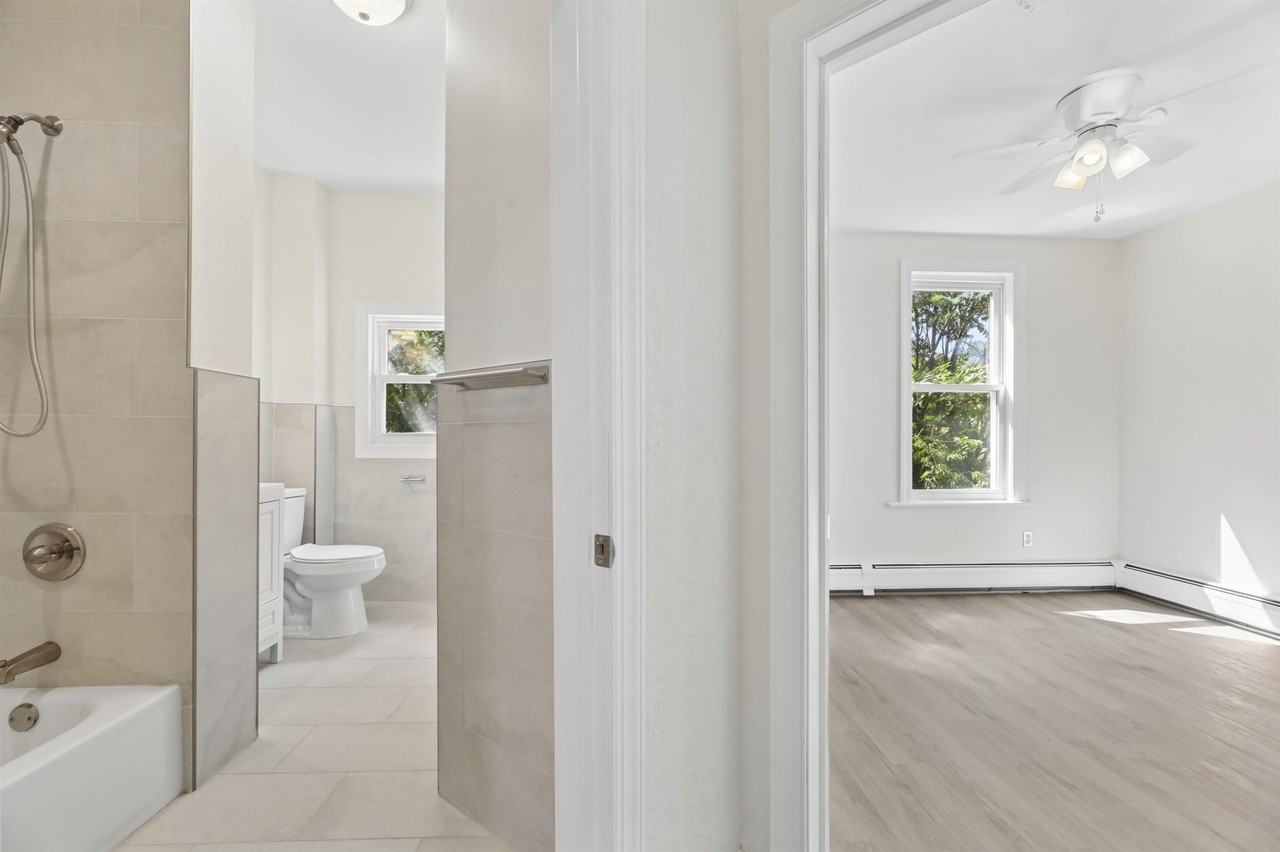 79 Audubon Ave #2 - Photo 6 of 13