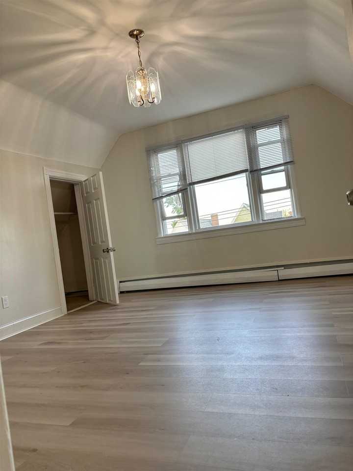 481 Avenue E - Photo 2 of 13