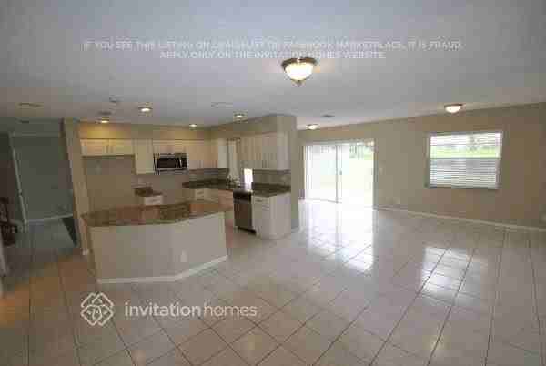 10364 Sunstream Ln - Photo 4 of 15