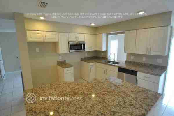 10364 Sunstream Ln - Photo 6 of 15