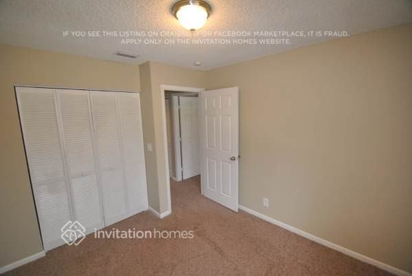 10364 Sunstream Ln - Photo 7 of 15