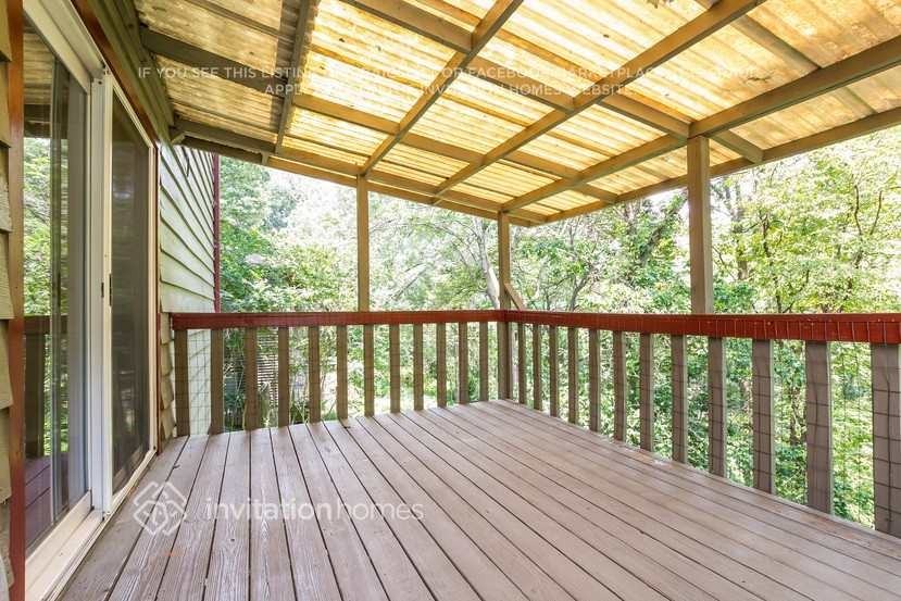504 Fieldstream Way - Photo 3 of 5
