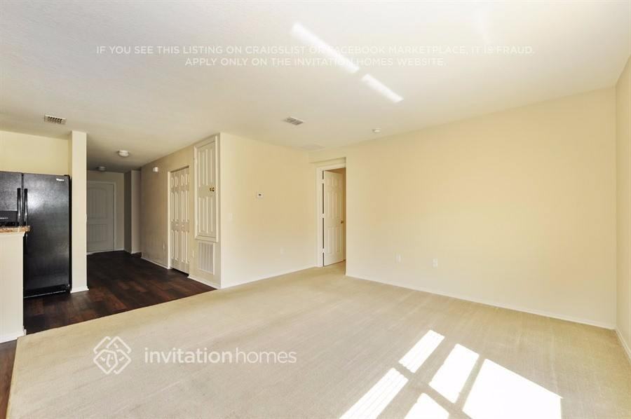 7315 Tangle Bend Dr - Photo 4 of 19