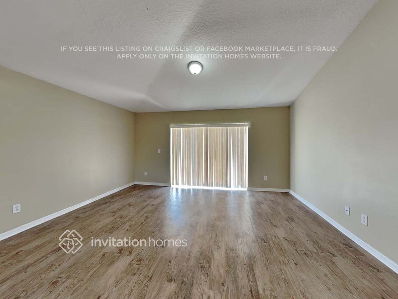 3042 Eagle Crossing Dr - Photo 4 of 20