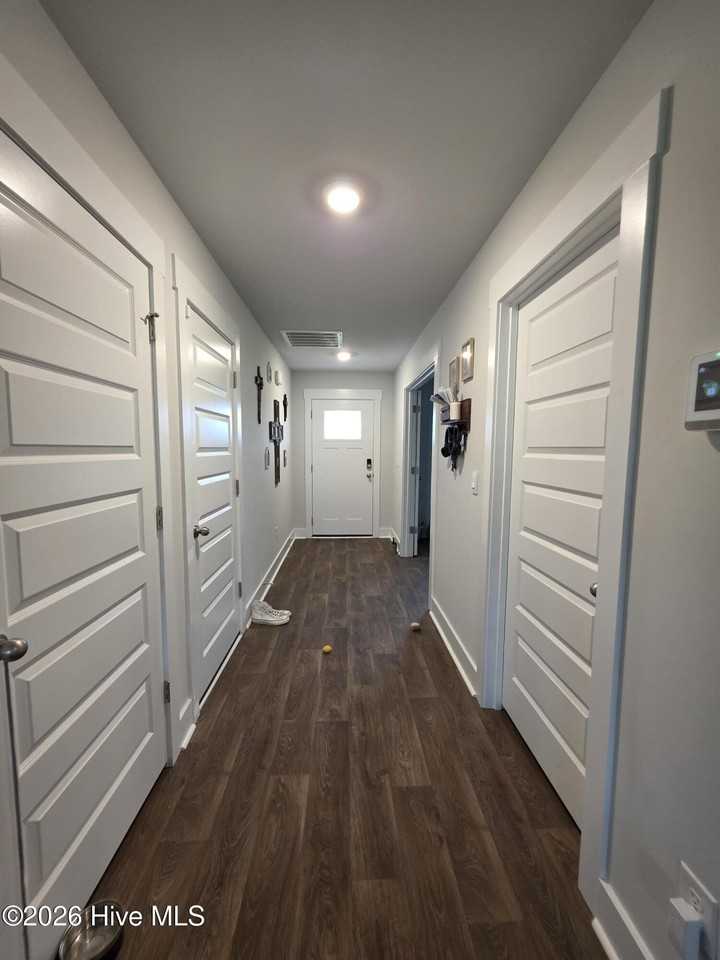 1219 Inner Banks Ln - Photo 5 of 26