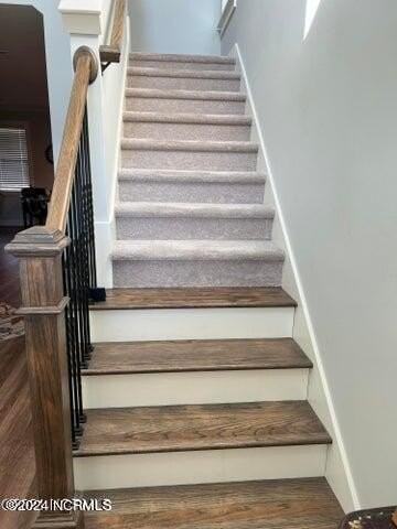 2100 Remington Ct #B - Photo 4 of 37