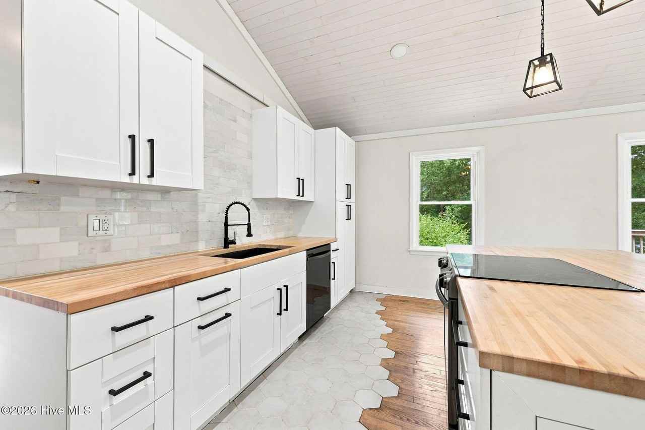 3108 Brentwood Rd - Photo 5 of 41