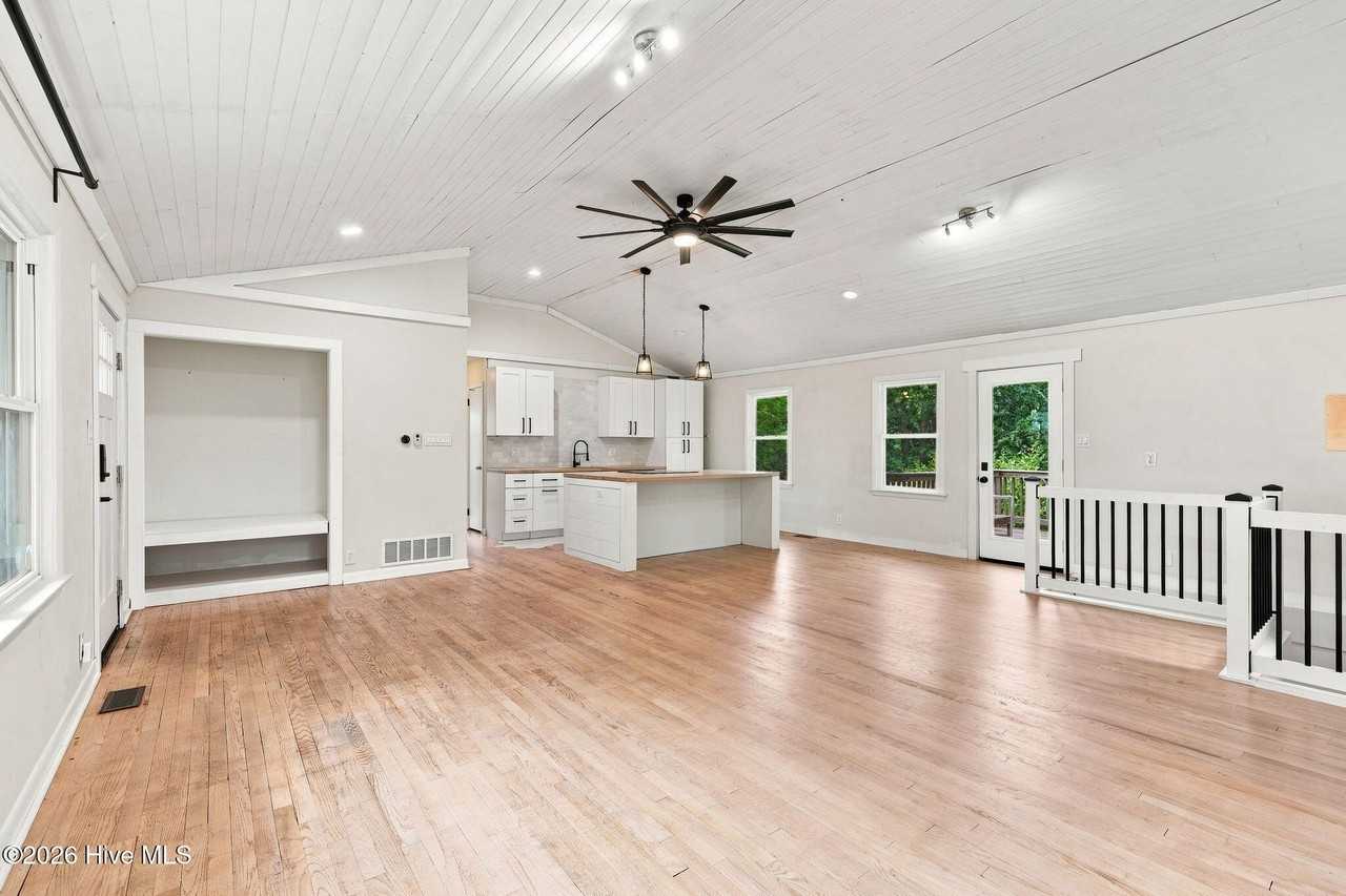 3108 Brentwood Rd - Photo 7 of 41