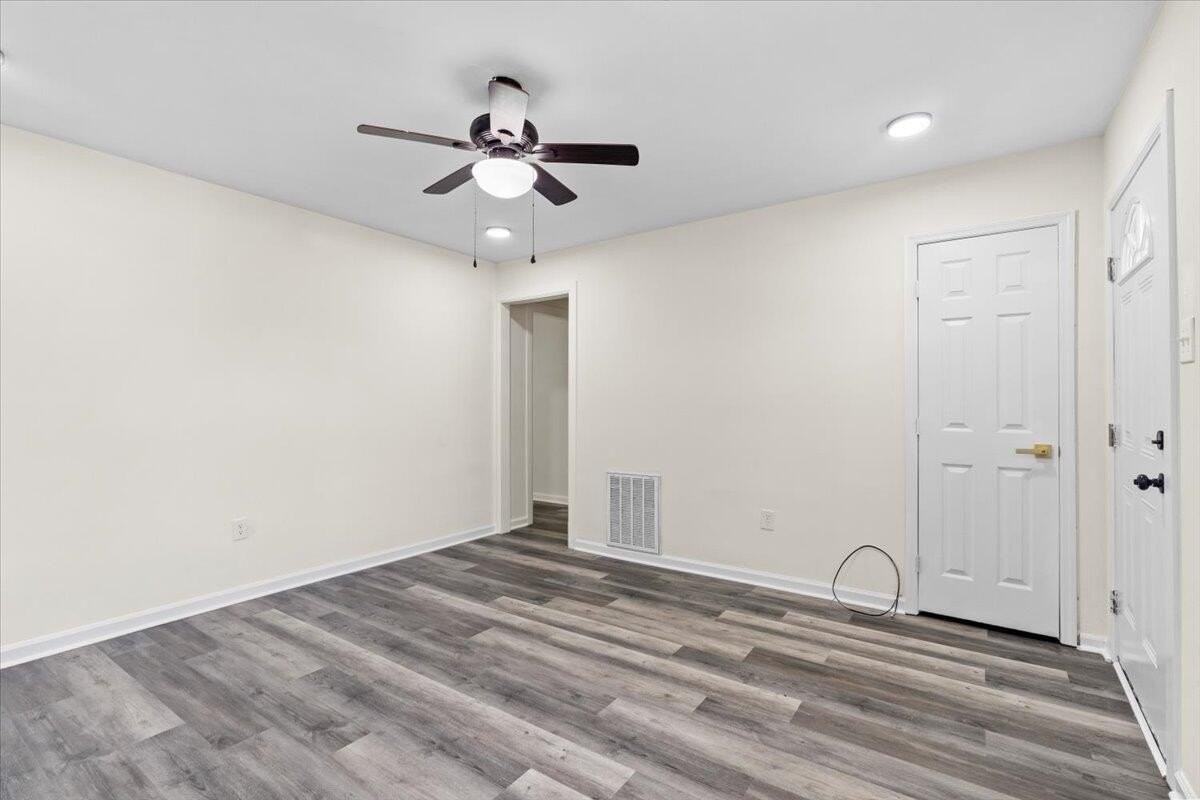 3623 Columbine Dr - Photo 6 of 24