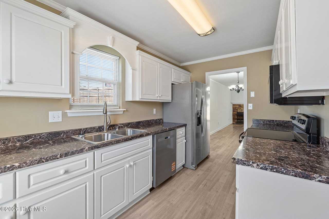 4469 Misty Cove Ct - Photo 7 of 15