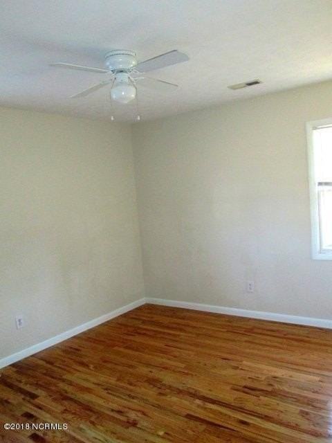 18 Sheffield Rd - Photo 5 of 9