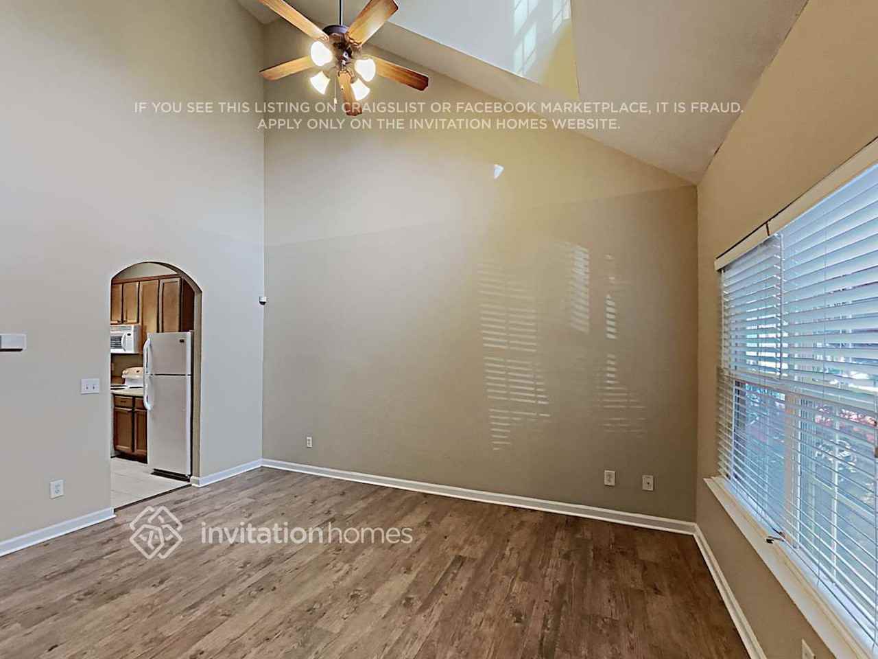 415 Pierpont Ct - Photo 5 of 18