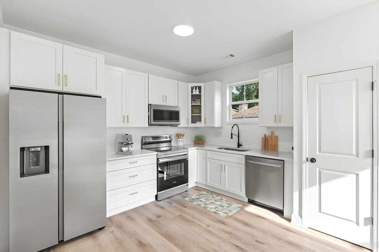 1232 Swanee Quintet Blvd - Photo 4 of 18