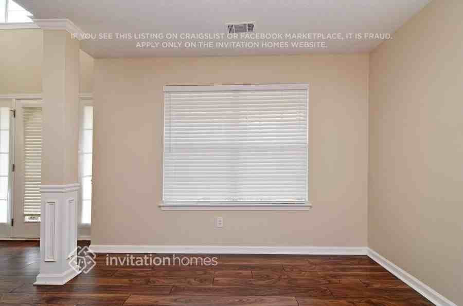 4457 Estate St - Photo 2 of 11