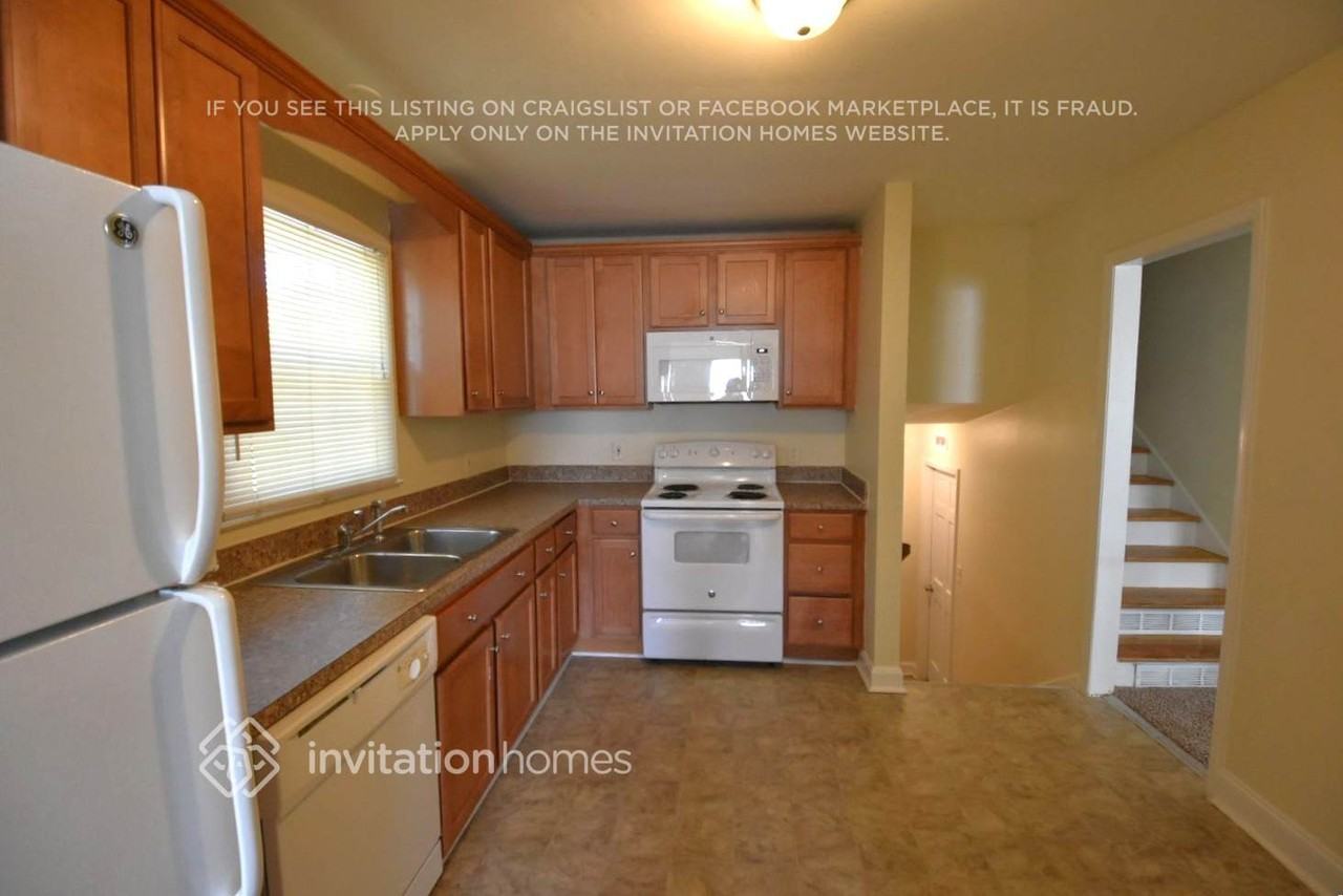 5813 Martin Lake Rd - Photo 5 of 9