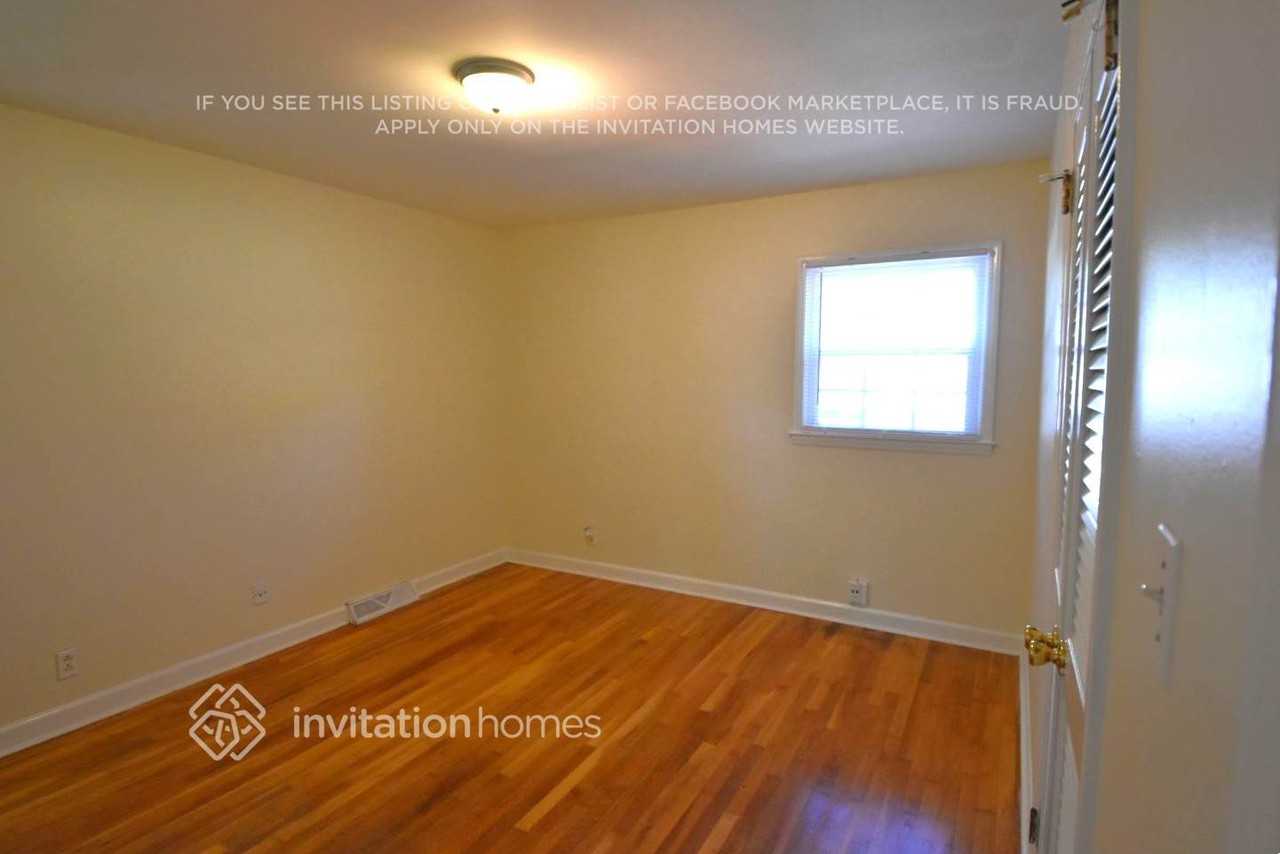 5813 Martin Lake Rd - Photo 7 of 9