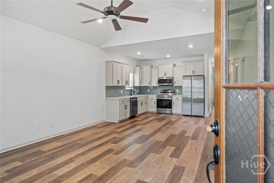 145 Waters Cir - Photo 7 of 50