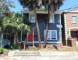featured image of 724 W Victory Dr #B