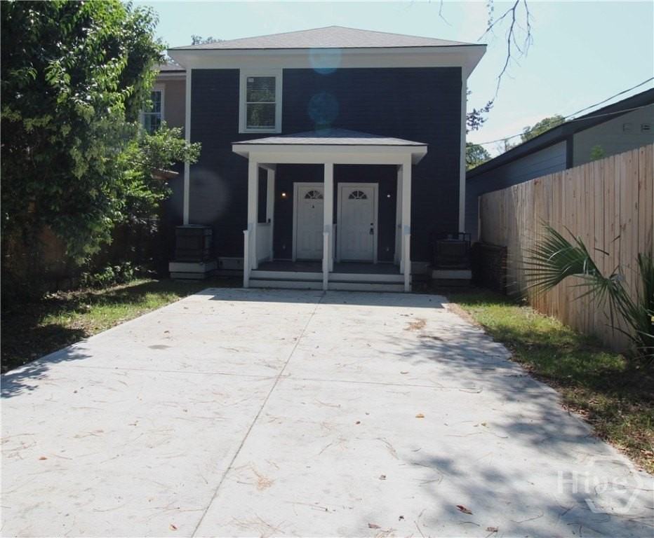 724 W Victory Dr #B - Photo 3 of 16